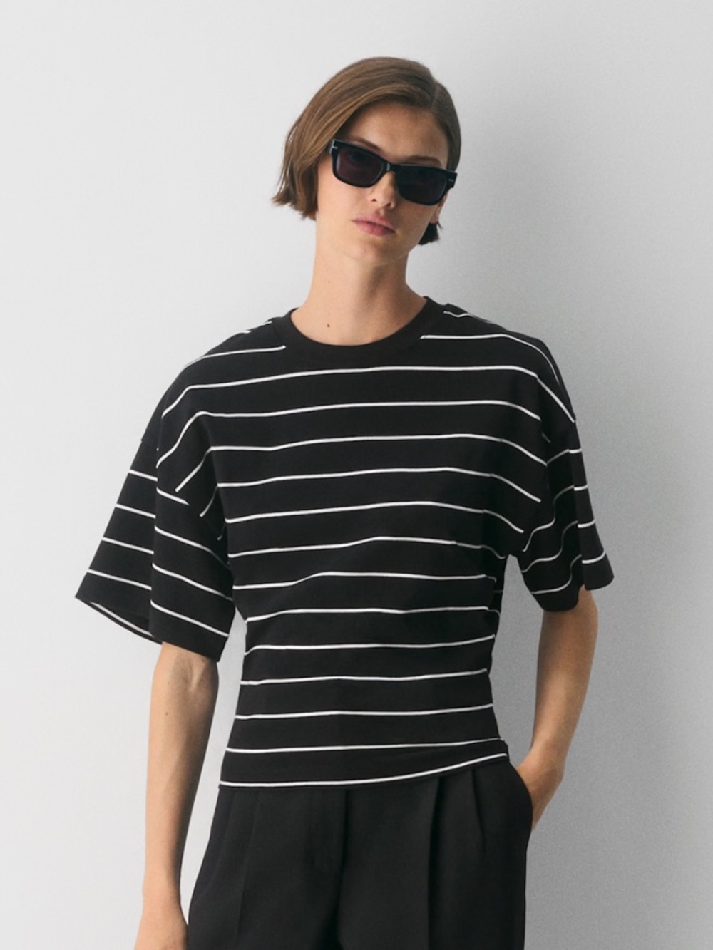 Babaton Interlock Barclay T-Shirt